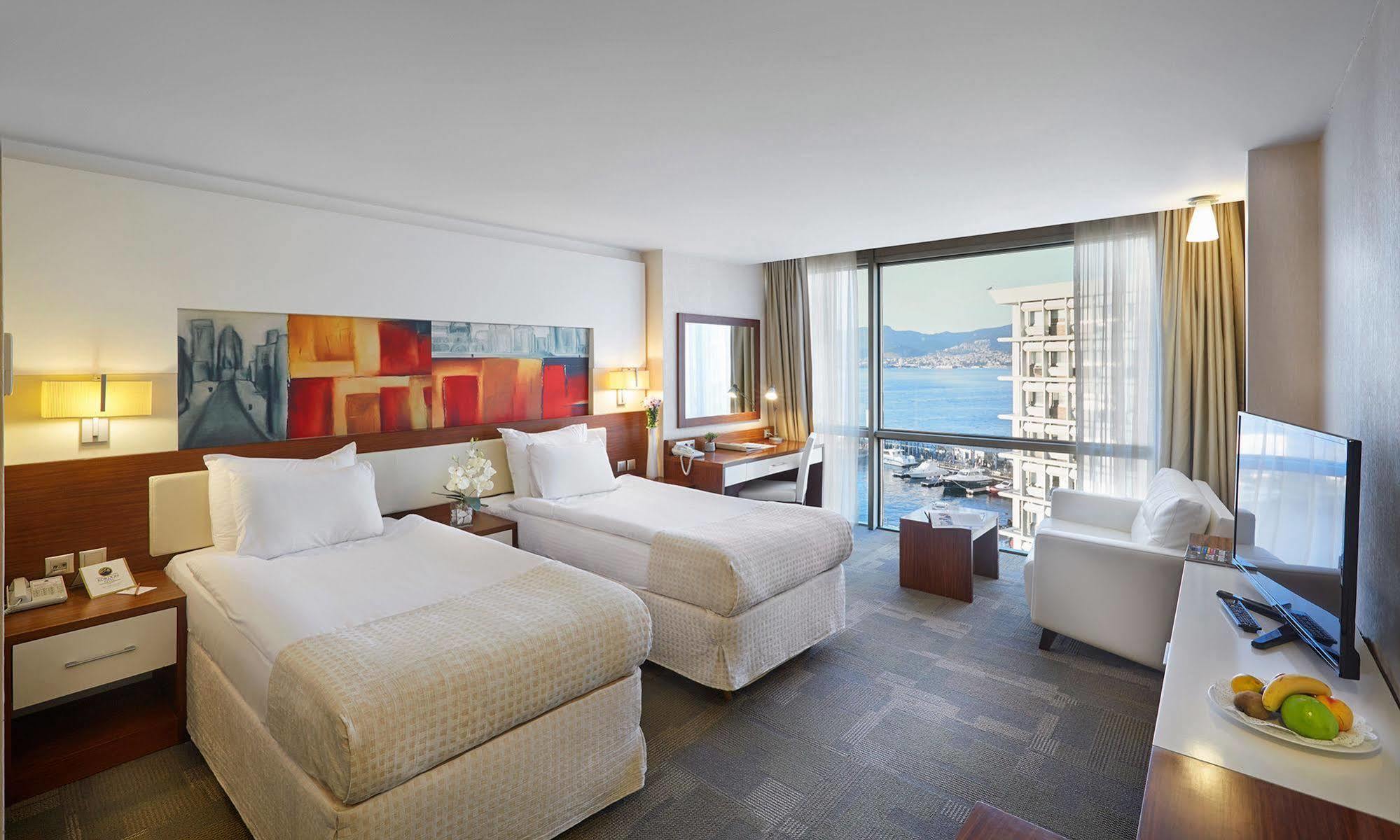 Kordon Hotel Pasaport Izmir Exterior photo